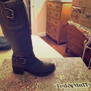 Ted & Muffy wide calf